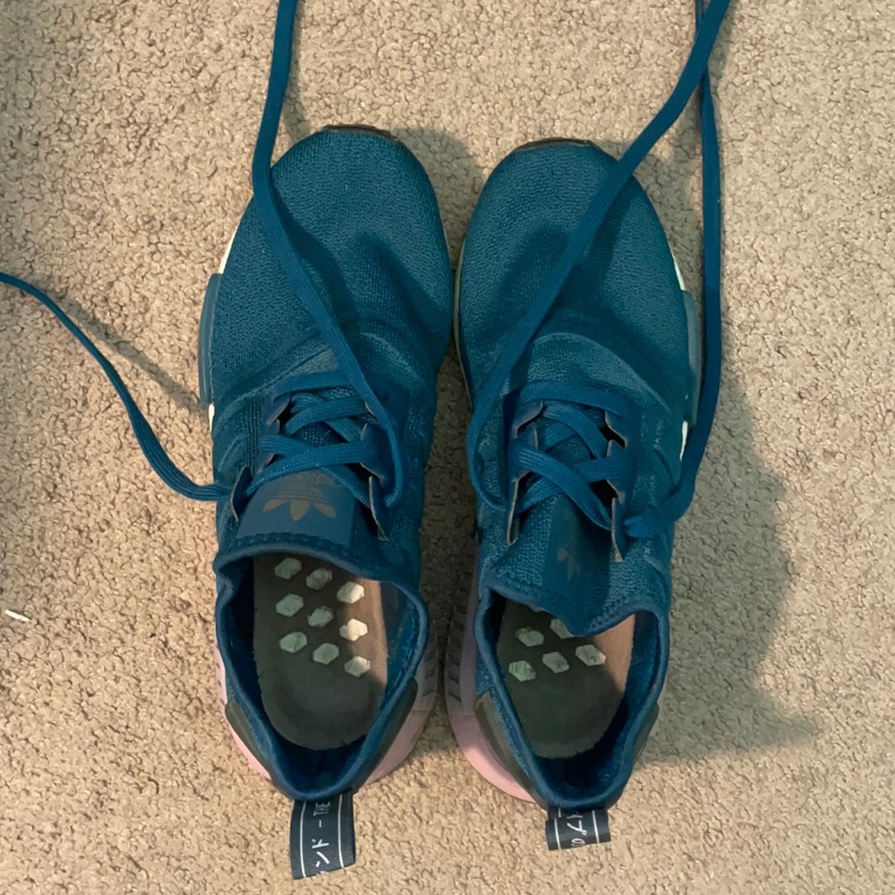 Women’s adidas 8 1/2